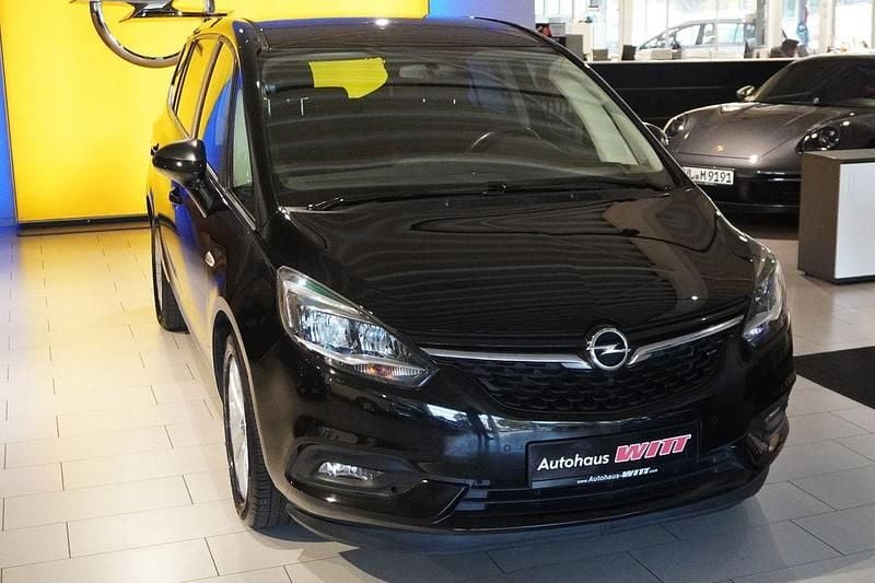 Schwarz Gebraucht 2018 Opel Zafira Tourer Business Edition Van / Kleinbus | 11.990 € (Fairer Preis) - Bild 1/4