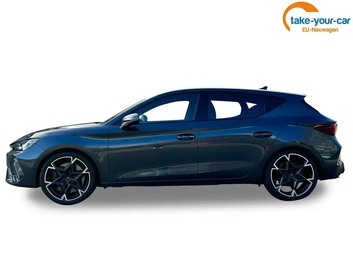 Nowe Cupra Leon VZ 300 KM (220 kW) 2025 Wählbar Sedan/Limuzyna