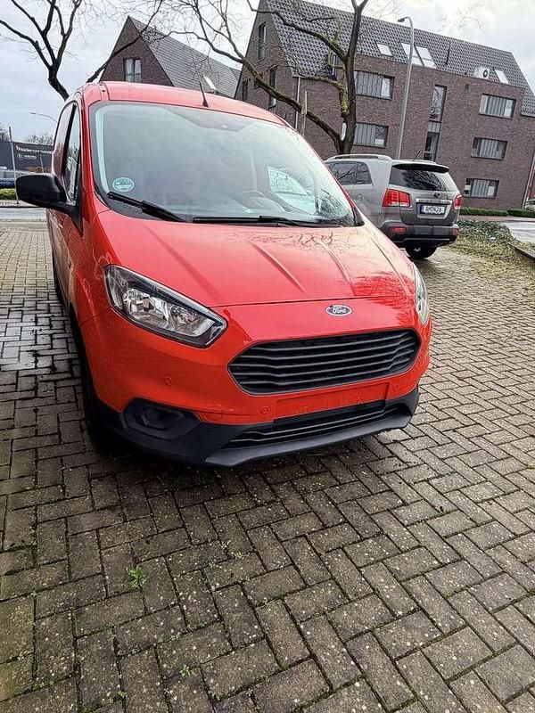 Gebraucht Ford Transit Basis 76 PS (55 kW) 2019 Van