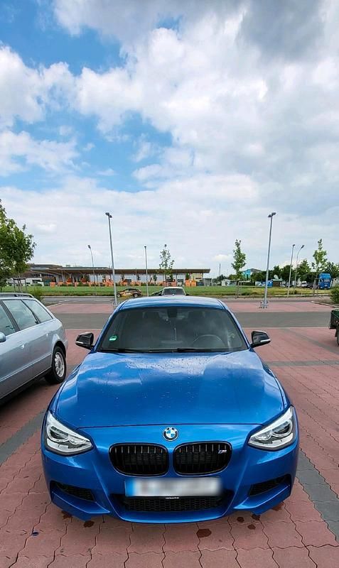 Blau Gebraucht 2014 BMW 118 Coupé Coupé | 10.500 € - Bild 1/4