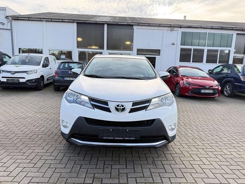 Gebraucht Toyota RAV4 150 PS (110 kW) 2015 Weiß SUV
