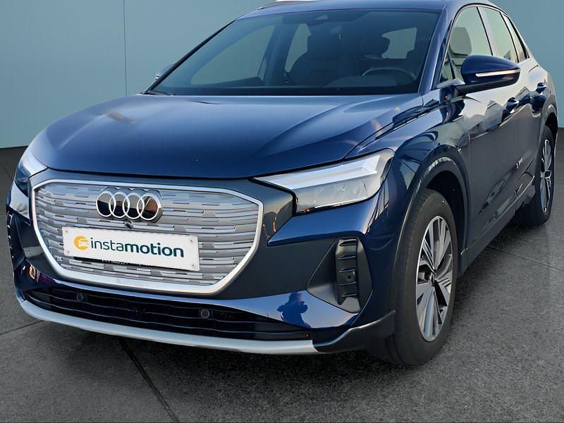 Blau Gebraucht 2023 Audi Q4 e-tron SUV | 36.999 € (Teuer) - Bild 1/4