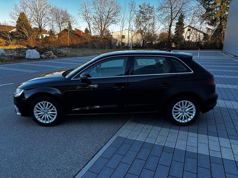 Gebraucht Audi A3 Ambiente 150 PS (110 kW) 2013 Schwarz Kombi