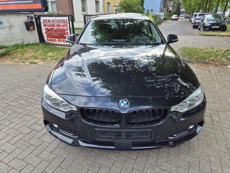 Black sapphire metallic Gebraucht 2014 BMW 430 Comfort Edition Coupé | 11.900 € (Etwas zu teuer) - Bild 1/4