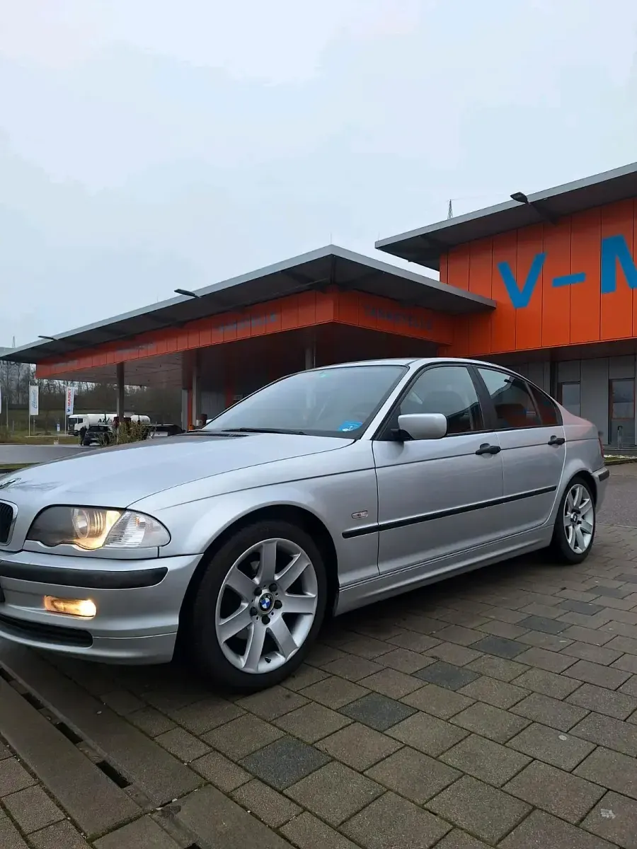 Gebraucht BMW 316 105 PS (77 kW) 2001 Grau Limousine