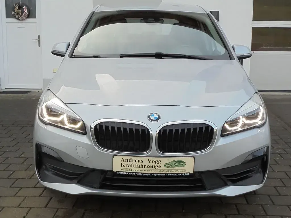 Gebraucht BMW 216 Gran Tourer 109 PS (80 kW) 2020 Silber Van / Kleinbus