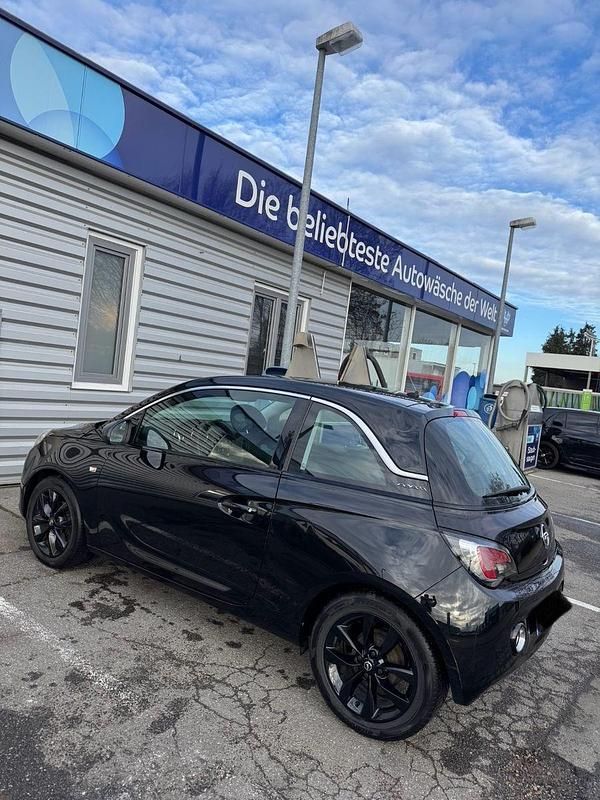 Second-hand Opel Adam 70 CP (51 kW) 2017 Negru Hatchback