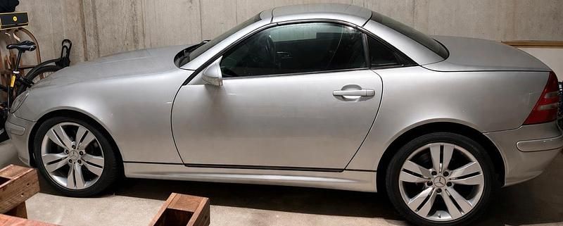 Gebraucht Mercedes SLK320 160 PS (117 kW) 2000 Silber Cabrio