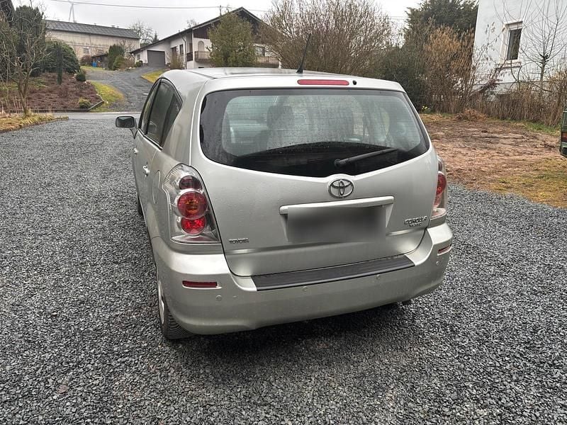 Gebraucht Toyota Corolla 110 PS (80 kW) 2004 Silber Kombi