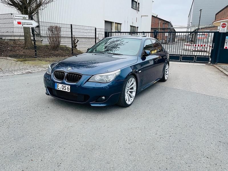 Gebraucht BMW 530 M Sport 235 PS (172 kW) 2009 Blau Limousine