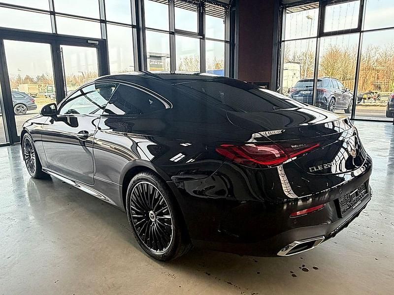 Gebraucht Mercedes CLE220 Advanced Plus 220 PS (161 kW) 2025 Obsidianschwarz Coupé