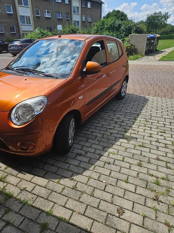 Orange Gebraucht 2009 Kia Picanto Kleinwagen | 1.400 € (Fairer Preis) - Bild 1/4