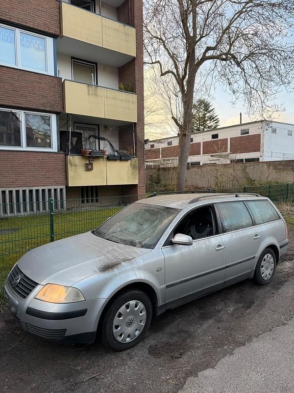 Gebraucht VW Passat 150 PS (110 kW) 2001 Silber Kombi