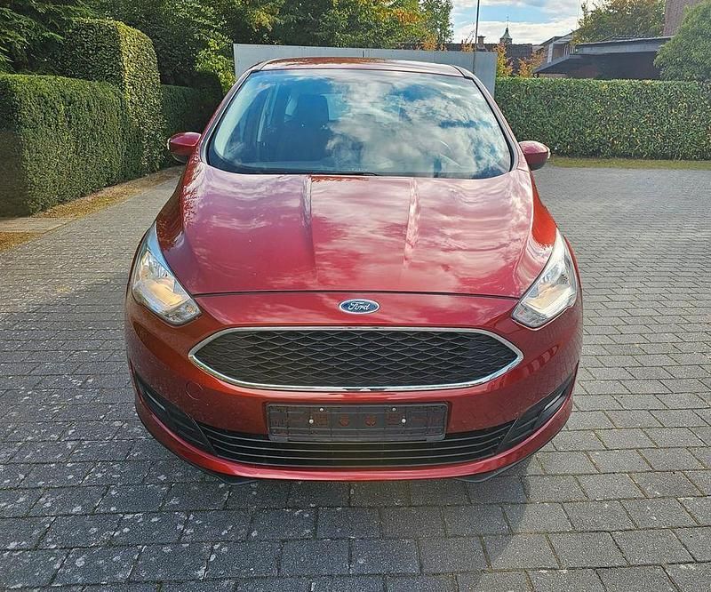 Rot Gebraucht 2017 Ford C-MAX Cool & Connect Van / Kleinbus | 6.999 € (Guter Preis) - Bild 1/4