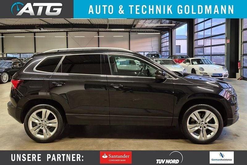 Schwarz Gebraucht 2017 Skoda Karoq Style SUV | 19.950 € (Fairer Preis) - Bild 1/4