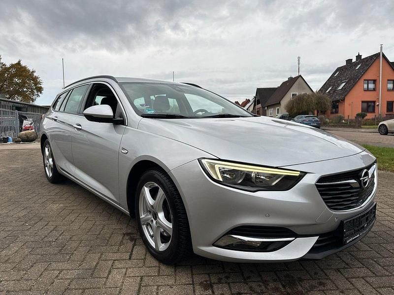 Gebraucht Opel Insignia Edition 136 PS (100 kW) 2017 Silber Kombi