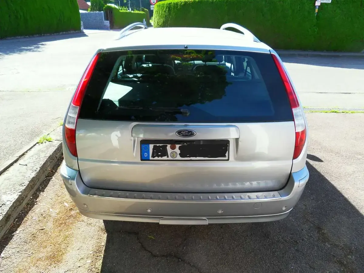 Gebraucht Ford Mondeo Titanium X 131 PS (96 kW) 2007 Grau Kombi