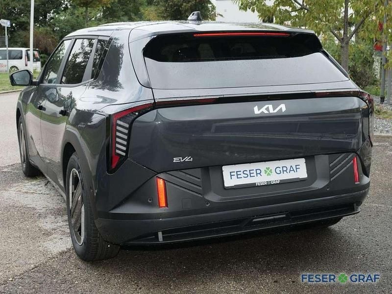 Neu Kia EV4 Earth 150 kW (204 PS) 2026 Grau (pentametal grau) Limousine