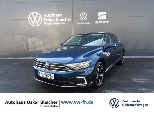 Blau Gebraucht 2021 VW Passat GTE Limousine | 22.990 € (Fairer Preis) - Bild 1/3