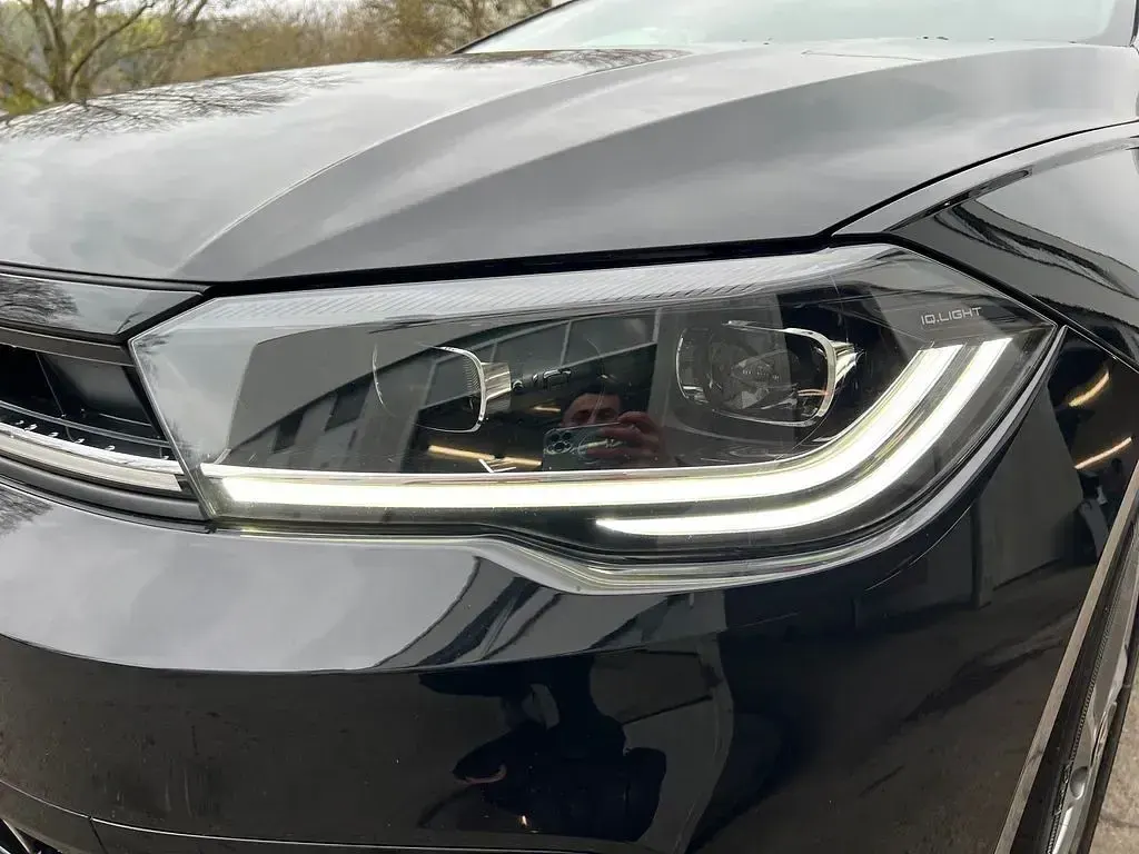 Gebraucht VW Polo R-line 95 PS (69 kW) 2024 Schwarz Kleinwagen