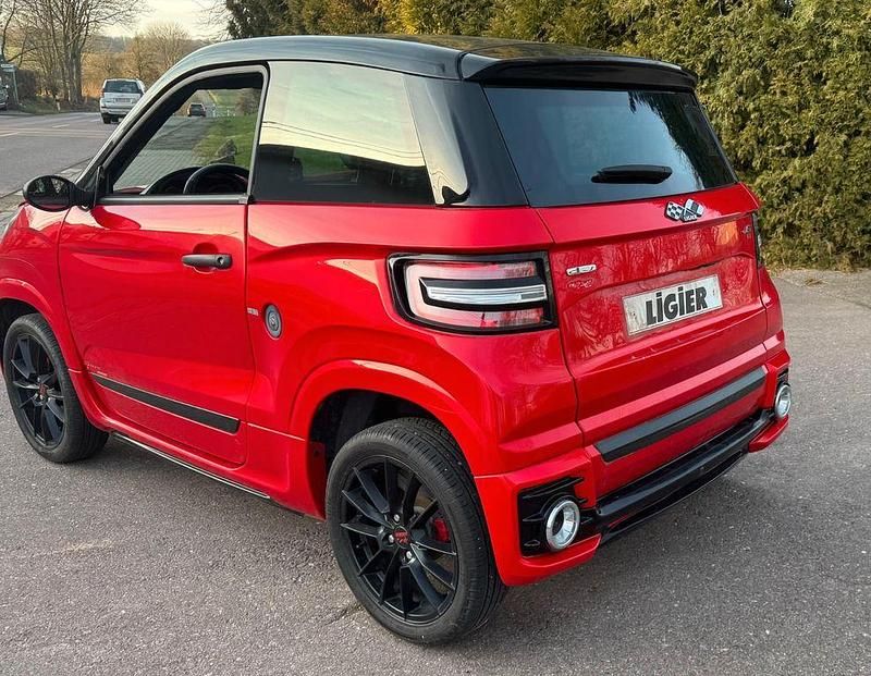 Rot Gebraucht 2022 Ligier JS50 Kleinwagen | 13.999 € (Fairer Preis) - Bild 1/4
