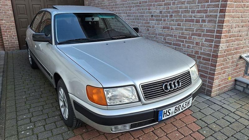 Gebraucht Audi 100 Basis 133 PS (97 kW) 1992 Silber Limousine