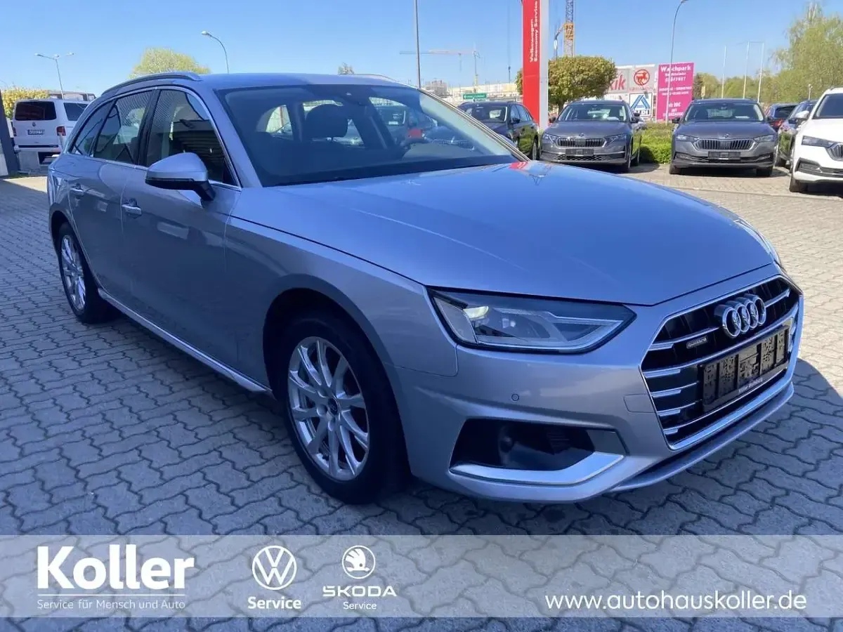 Gebraucht Audi A4 Ambiente 204 PS (150 kW) 2022 Silber Kombi