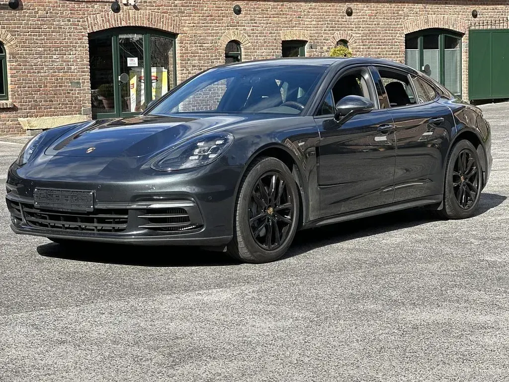 Gebraucht Porsche Panamera 4S 441 PS (324 kW) 2017 Grau Kleinwagen