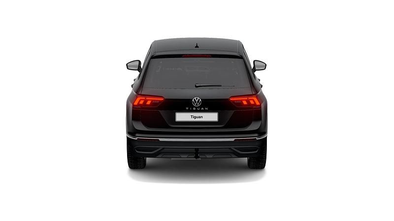 Gebraucht VW Tiguan 150 PS (110 kW) 2023 Deep black perleffekt SUV