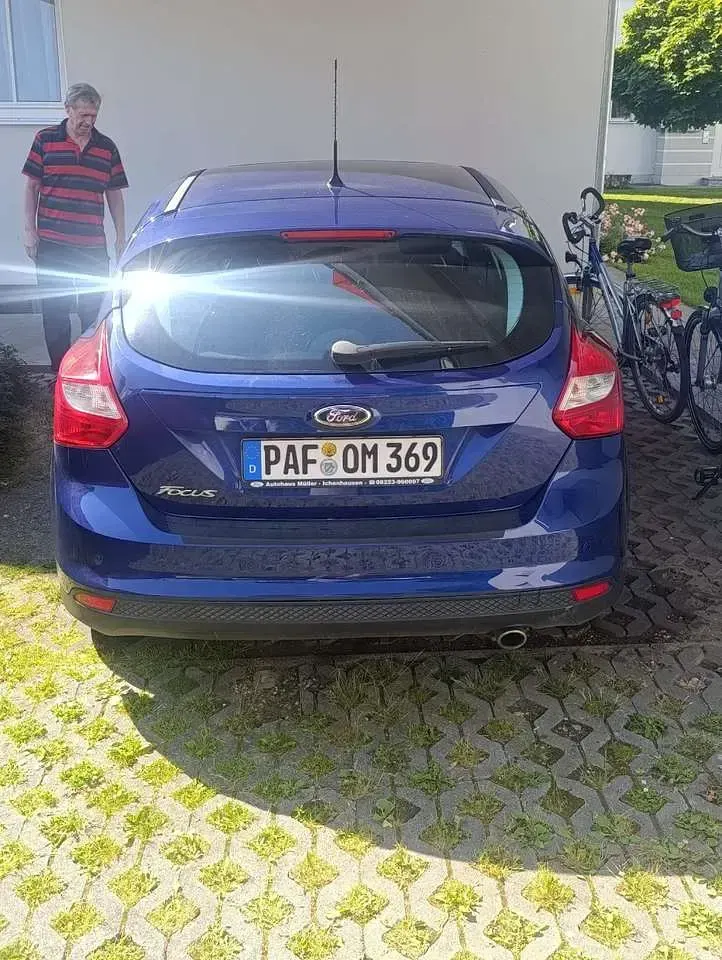 Gebraucht Ford Focus Trend 140 PS (102 kW) 2014 Limousine