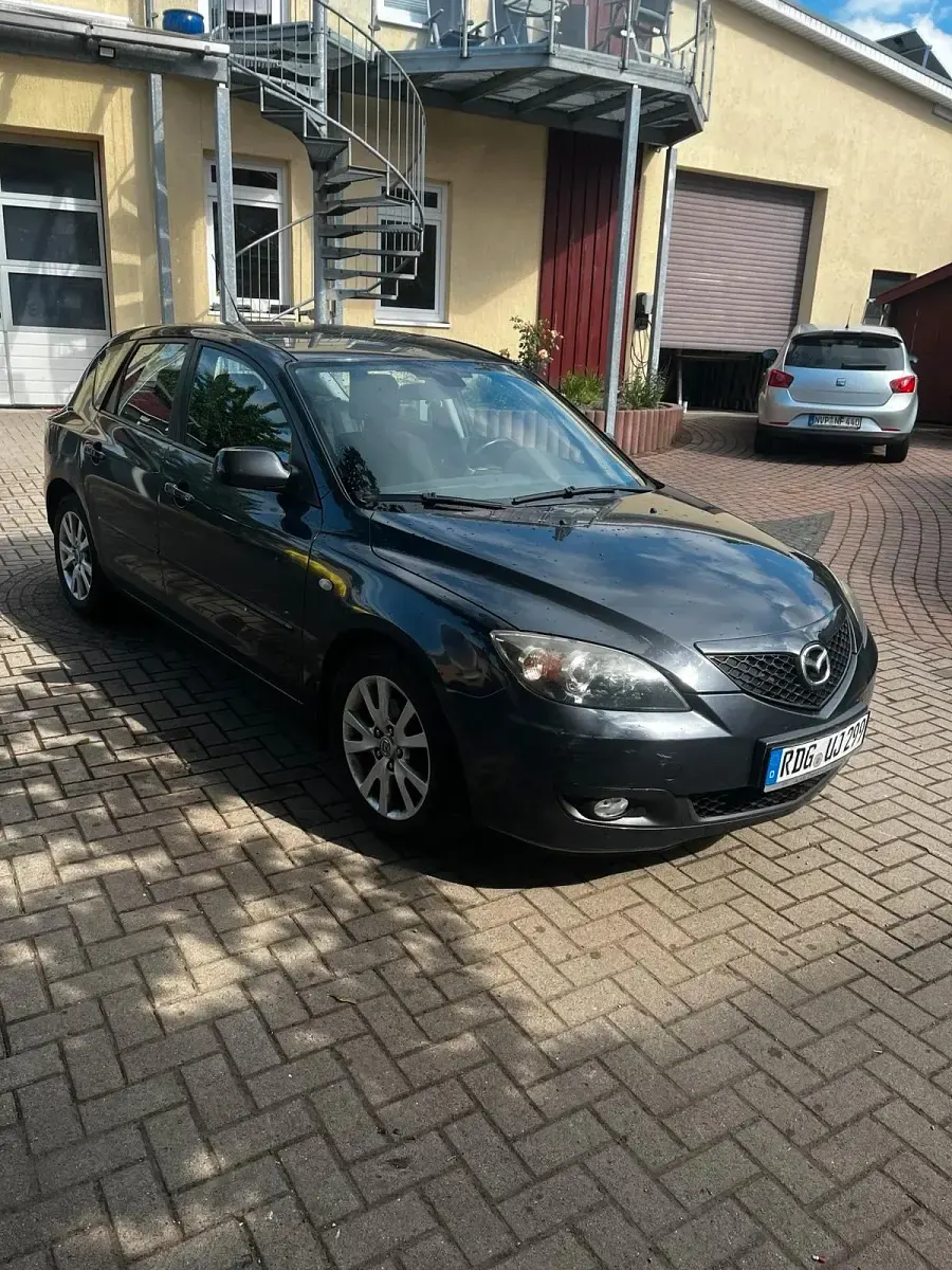 Gebraucht Mazda 3 105 PS (77 kW) 2006 Schwarz Kleinwagen