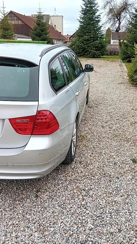 Gebraucht BMW 316 116 PS (85 kW) 2011 Silber Kombi