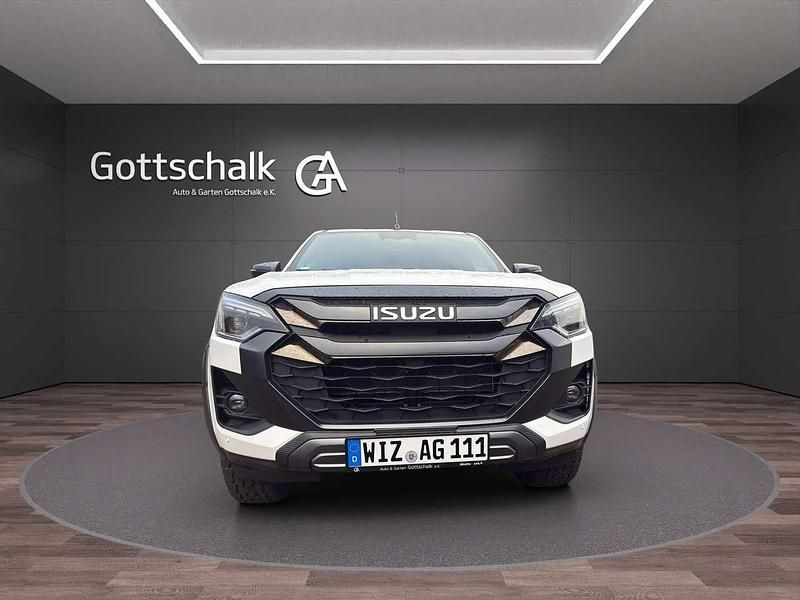 Gebraucht Isuzu D-Max 163 PS (119 kW) 2025 Dolomite white pearl SUV