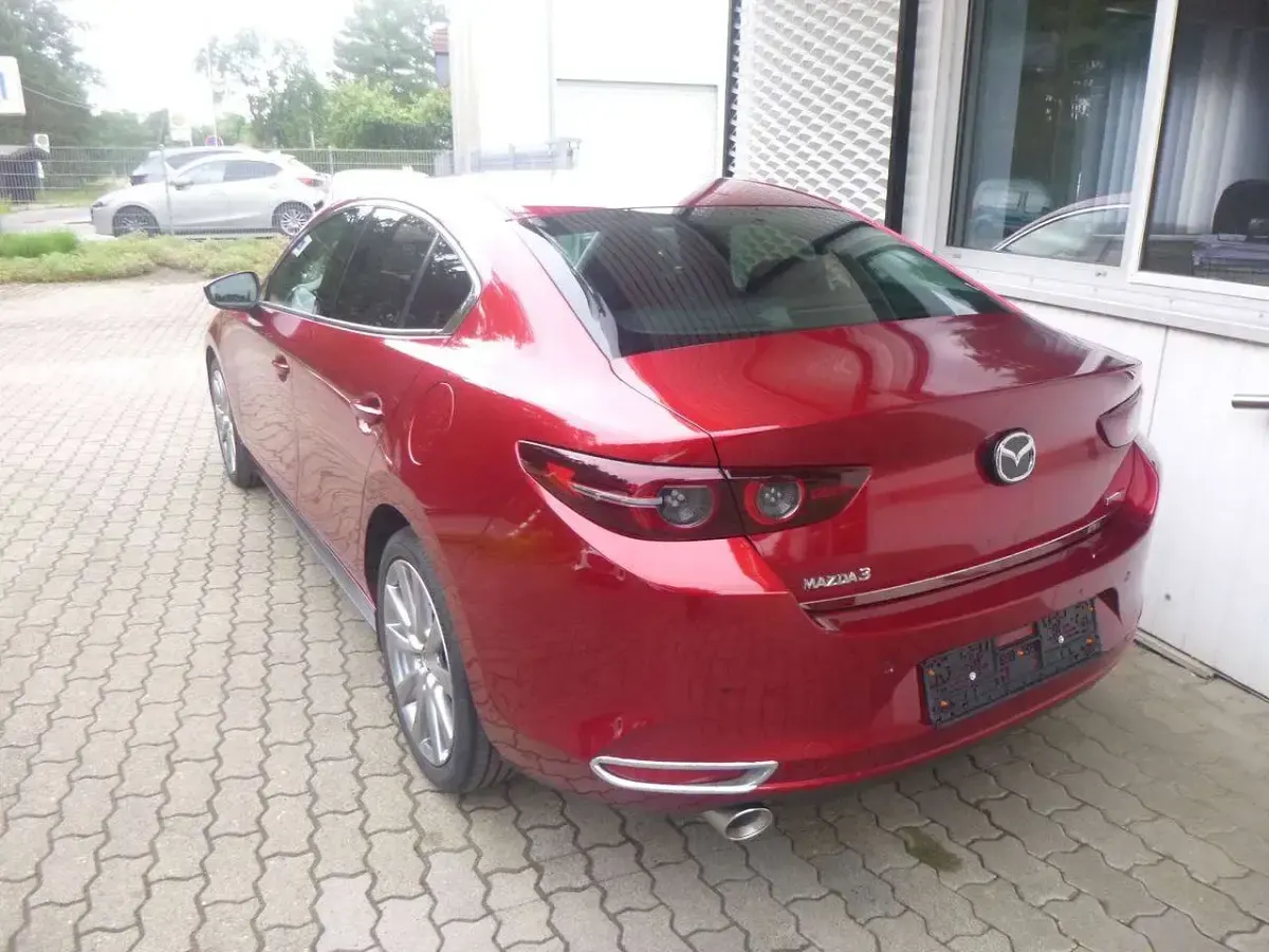 Gebraucht Mazda 3 179 PS (131 kW) 2019 Magmarot 46vby3 Limousine