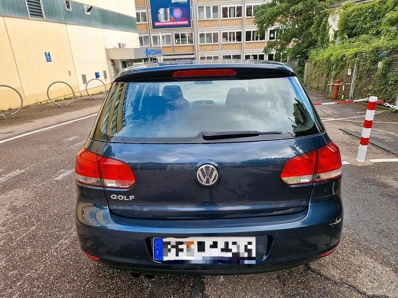 Blau Gebraucht 2008 VW Golf VI Kleinwagen | 3.800 € (Fairer Preis) - Bild 1/4