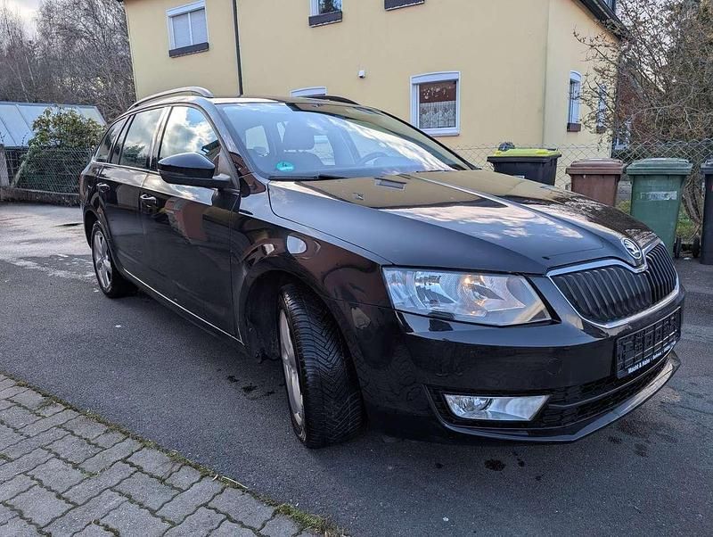 Gebraucht Skoda Octavia Active 140 PS (102 kW) 2014 Schwarz Kleinwagen