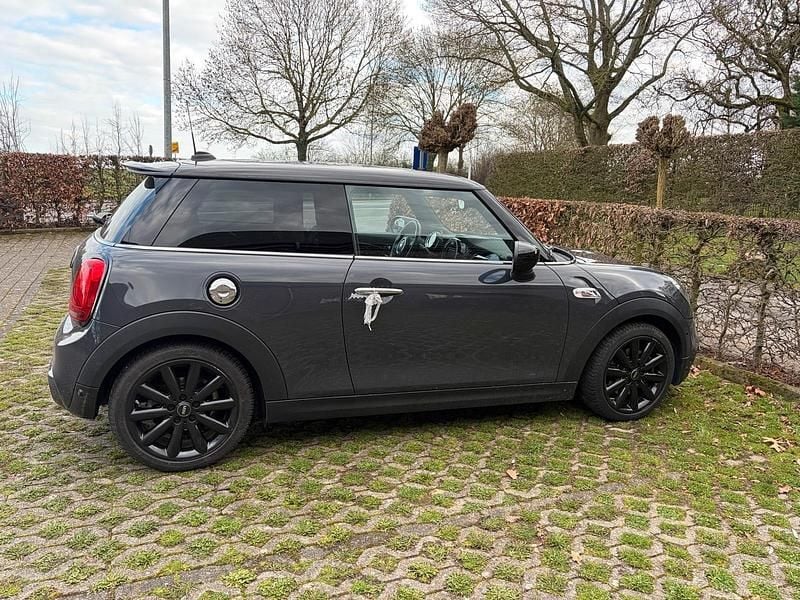 Gebraucht Mini Cooper S Chili 192 PS (141 kW) 2020 Grau Kleinwagen