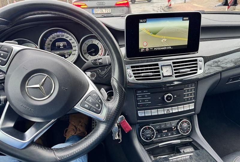 Gebraucht Mercedes CLS350 Shooting Brake 258 PS (189 kW) 2015 Silber Kombi