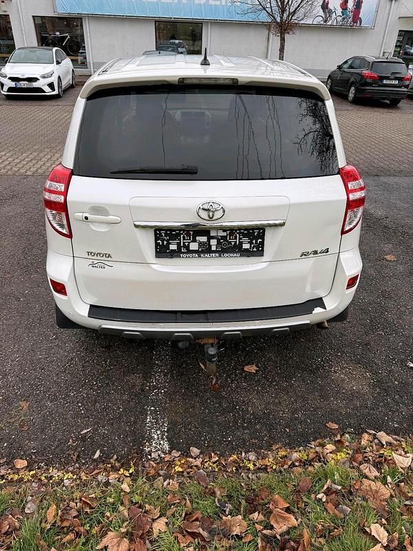 Gebraucht Toyota RAV4 150 PS (110 kW) 2013 Weiß SUV