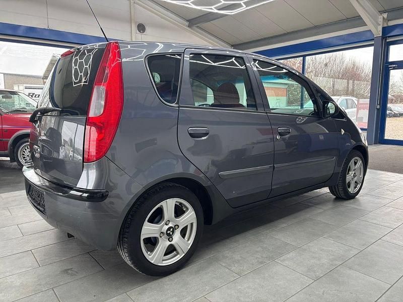Gebraucht Mitsubishi Colt 75 PS (55 kW) 2005 Grau Limousine