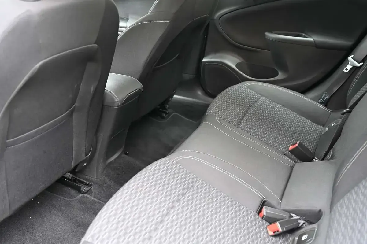 Gebraucht Opel Astra Edition 110 PS (80 kW) 2018 Other Kombi