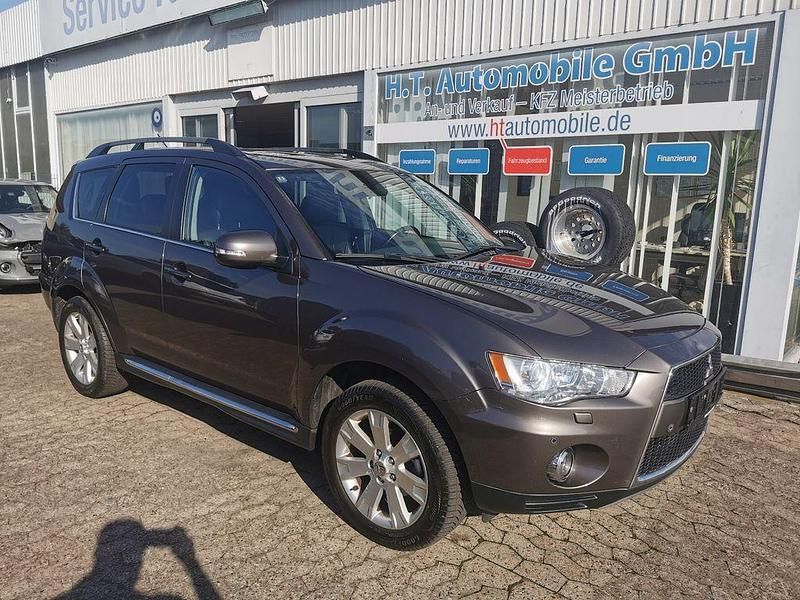 Braun Gebraucht 2012 Mitsubishi Outlander Instyle SUV | 8.700 € (Fairer Preis) - Bild 1/4