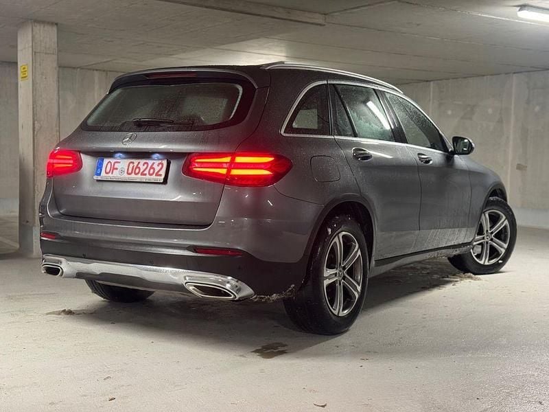 Gebraucht Mercedes GLC250 211 PS (155 kW) 2017 Grau SUV