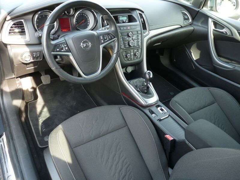 Gebraucht Opel Cascada Edition 120 PS (88 kW) 2013 Grau Cabrio