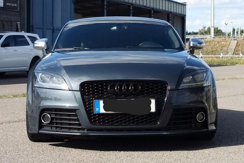 Grau Gebraucht 2008 Audi TTS Performance Coupé | 17.100 € (Teuer) - Bild 1/4