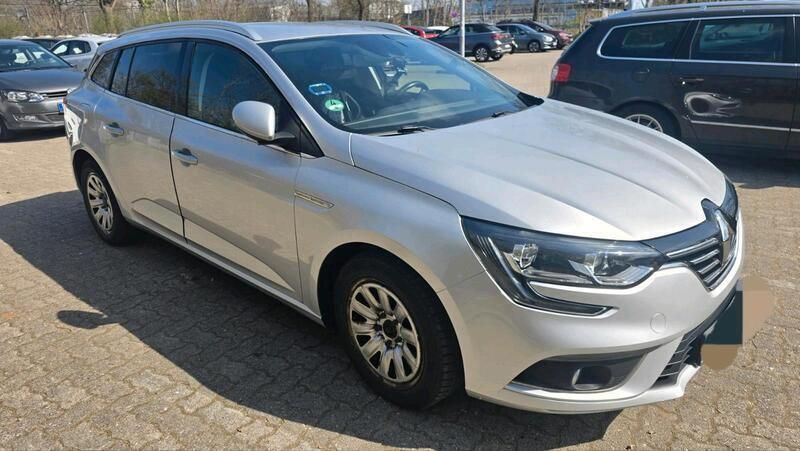 Silber Gebraucht 2017 Renault Mégane GrandTour Kombi | 12.600 € (Guter Preis) - Bild 1/4