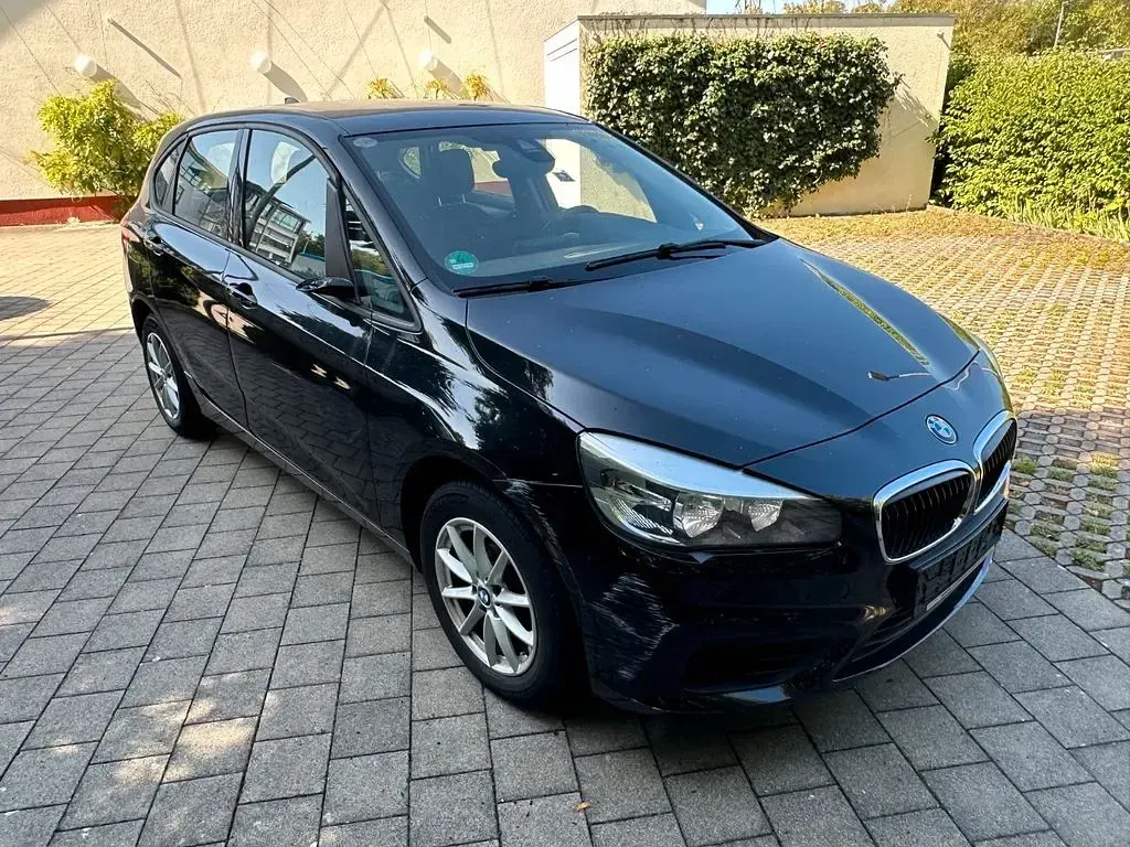 Gebraucht BMW 218 Active Tourer 150 PS (110 kW) 2018 Schwarz Van / Kleinbus