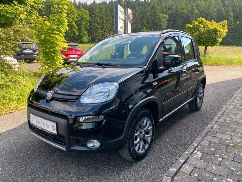 Schwarz Gebraucht 2017 Fiat Panda 4x4 Kleinwagen | 13.990 € (Teuer) - Bild 1/4