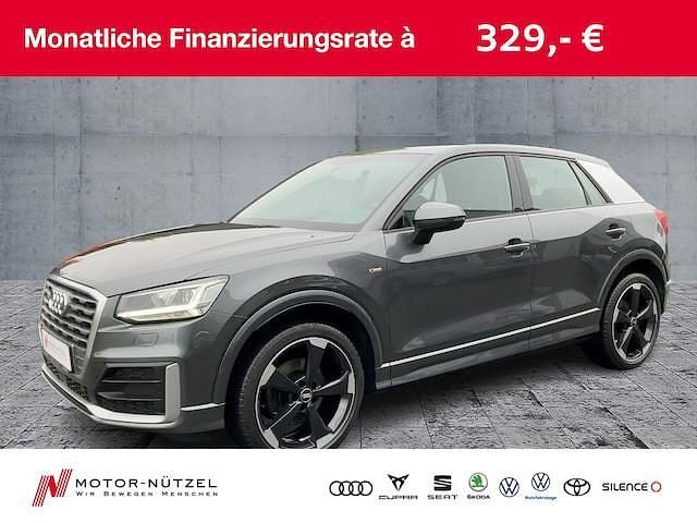 Grau Gebraucht 2020 Audi Q2 S-Line SUV | 24.930 € (Etwas zu teuer) - Bild 1/4