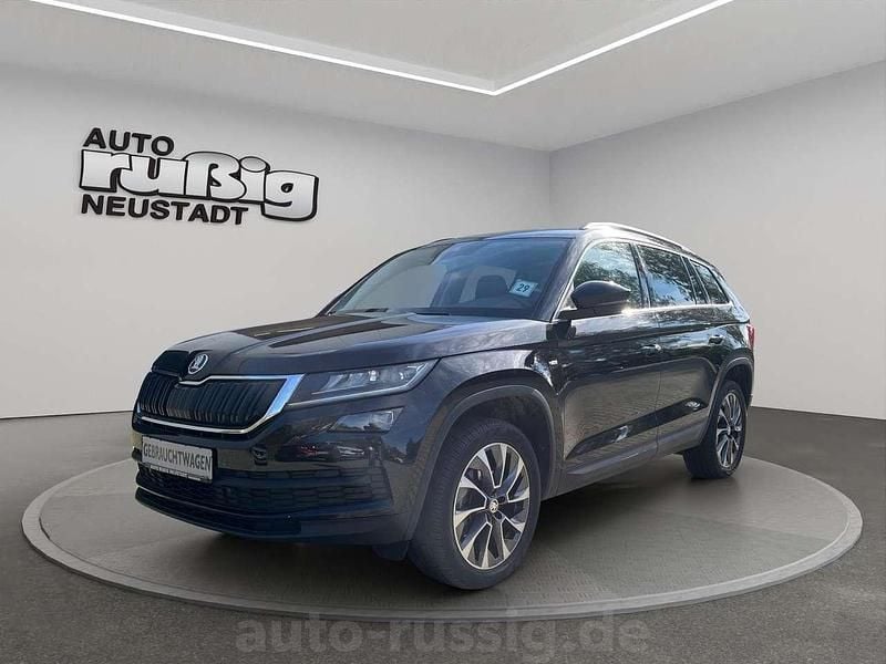 Schwarzmagic perleffekt Gebraucht 2020 Skoda Kodiaq Drive SUV | 26.890 € (Fairer Preis) - Bild 1/4